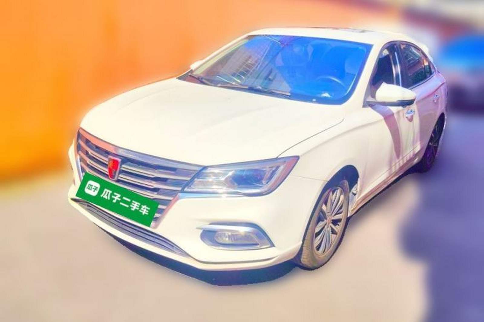 Фото Roewe с площадки