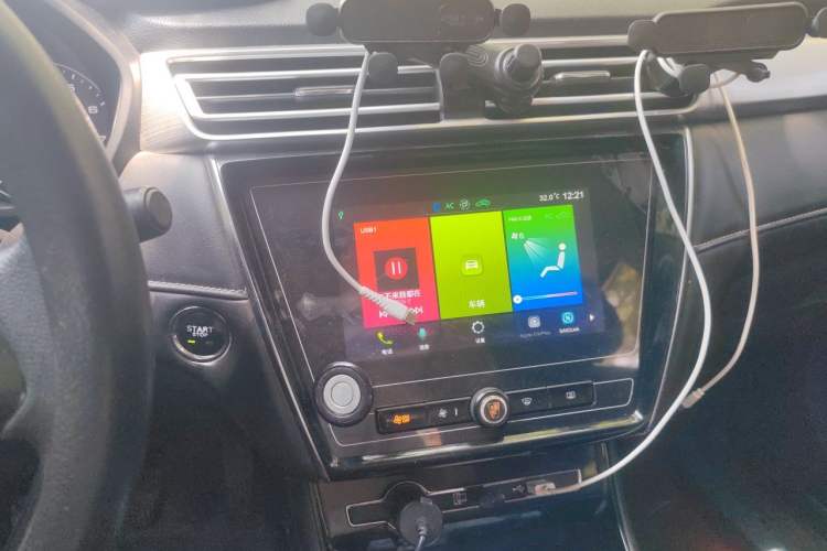 Used Roewe i5 2020 1.5L Manual 4G Connect Luxury Edition Audio And AC Panel