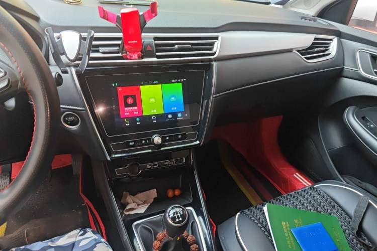Used Roewe i5 2020 1.5L Manual 4G Connect Luxury Edition Audio And AC Panel