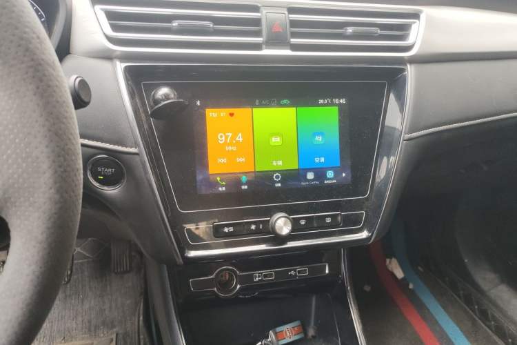 Used Roewe i5 2020 1.5L Manual 4G Connect Leehao Flagship Edition Audio And AC Panel