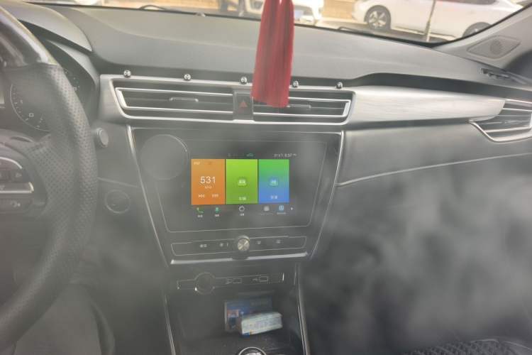 Used Roewe i5 2020 1.5L Manual 4G Connect Luxury Edition Audio And AC Panel