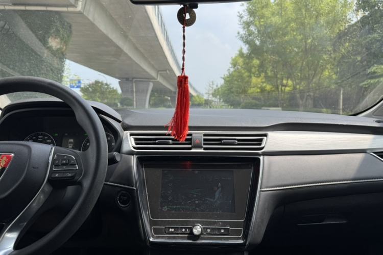 Used Roewe i5 2020 1.5L Manual 4G Connect Luxury Edition Audio And AC Panel