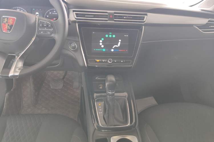 Used Roewe i5 2020 1.5L Automatic 4G Connected Linghao Edition Audio And AC Panel