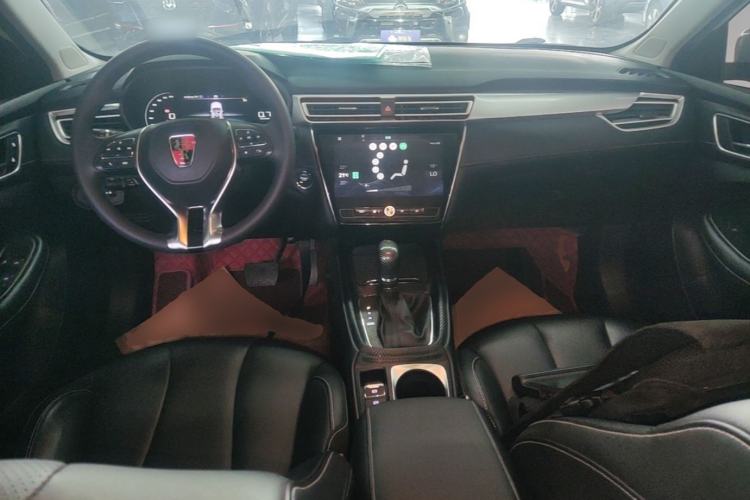 Used Roewe i5 2020 1.5L Automatic 4G Connect Luxury Flagship Edition Center Console