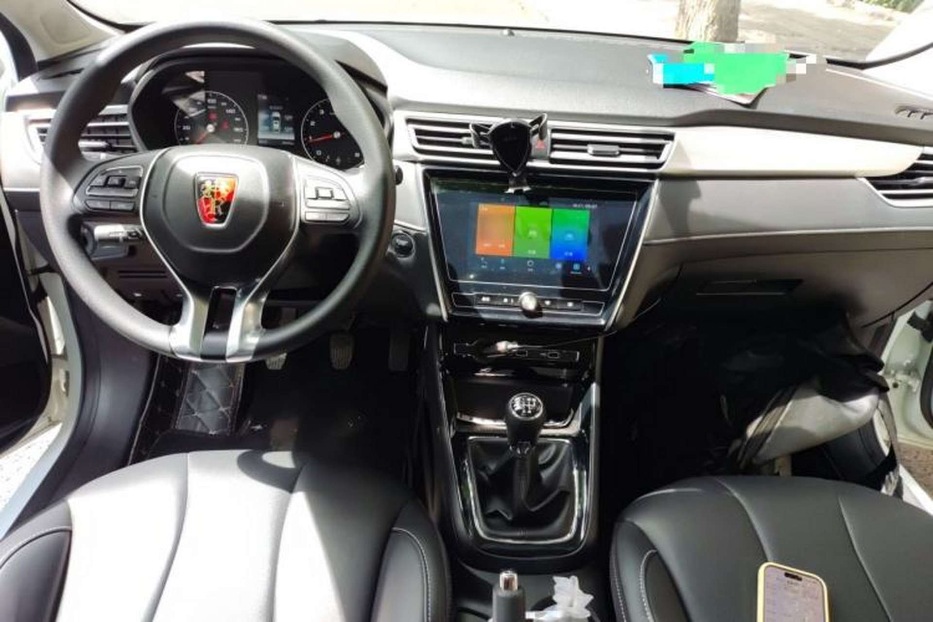 Used Roewe i5 2020 1.5L Manual 4G Connect Leehao Flagship Edition Center Console