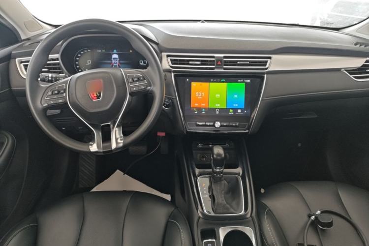 Used Roewe i5 2020 1.5L Automatic 4G Connect Luxury Flagship Edition Center Console