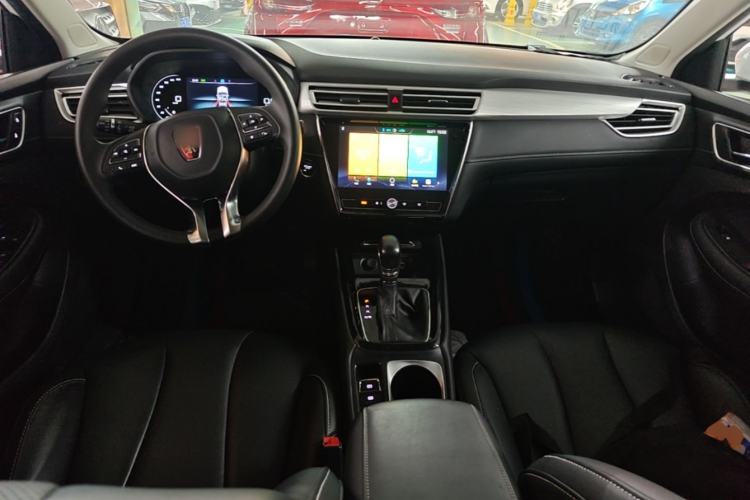 Used Roewe i5 2020 1.5L Automatic 4G Connect Luxury Flagship Edition Center Console
