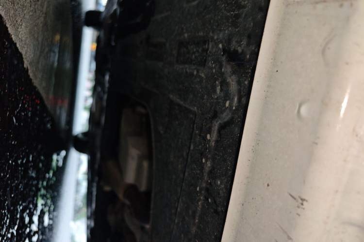 Used Roewe i5 2020 1.5L Automatic 4G Connect Luxury Flagship Edition Chassis Front