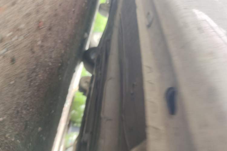 Used Roewe i5 2020 1.5L Manual 4G Connect Leehao Flagship Edition Chassis Front Right