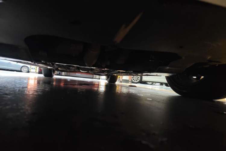 Used Roewe i5 2020 1.5L Manual 4G Connect Leehao Flagship Edition Chassis Front