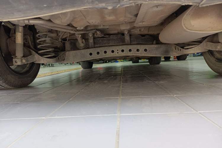 Used Roewe i5 2020 1.5L Automatic 4G Connect Luxury Flagship Edition Chassis Rear