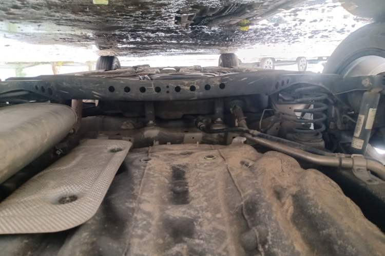 Used Roewe i5 2020 1.5L Automatic 4G Connect Luxury Flagship Edition Chassis Rear