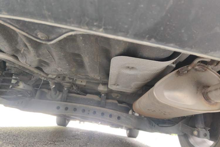 Used Roewe i5 2020 1.5L Automatic 4G Connect Luxury Flagship Edition Chassis Rear