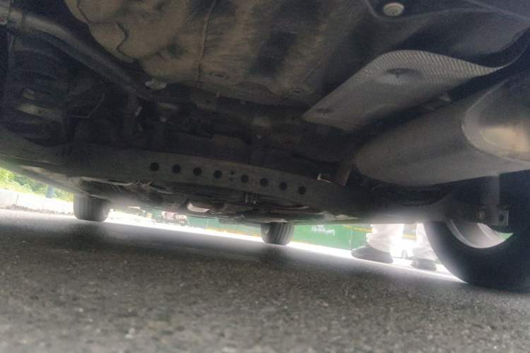 Used Roewe i5 2020 1.5L Automatic 4G Connect Luxury Flagship Edition Chassis Rear