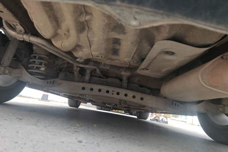 Used Roewe i5 2020 1.5L Automatic 4G Connect Luxury Flagship Edition Chassis Rear