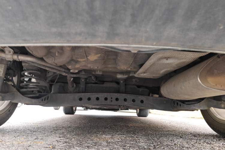 Used Roewe i5 2020 1.5L Automatic 4G Connected Linghao Edition Chassis Rear
