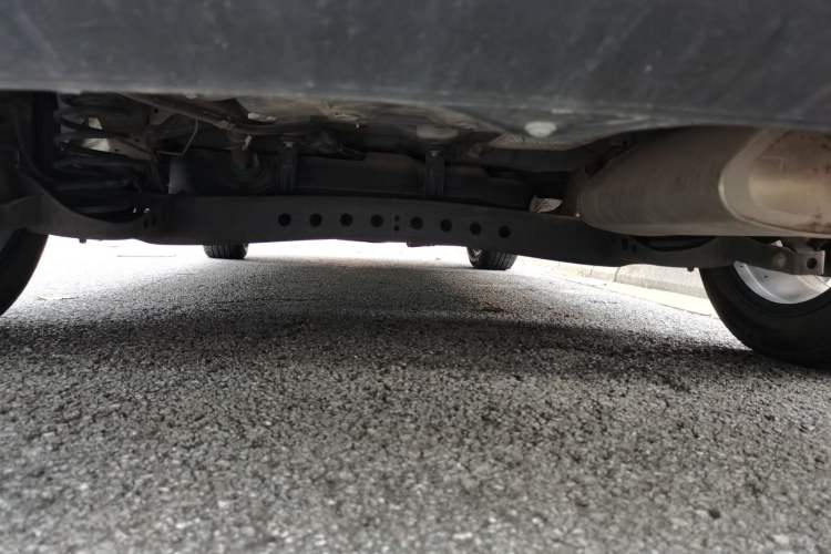 Used Roewe i5 2020 1.5L Automatic 4G Connect Luxury Flagship Edition Chassis Rear
