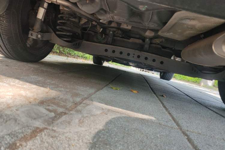 Used Roewe i5 2020 1.5L Automatic 4G Connect Luxury Flagship Edition Chassis Rear