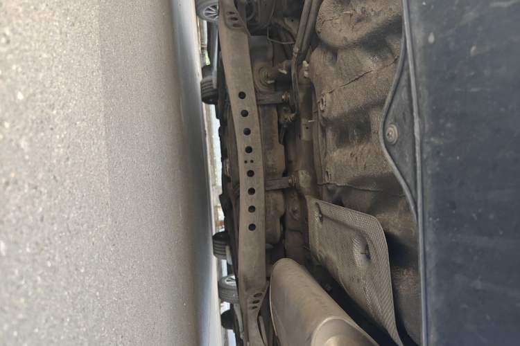 Used Roewe i5 2020 1.5L Automatic 4G Connect Luxury Flagship Edition Chassis Rear