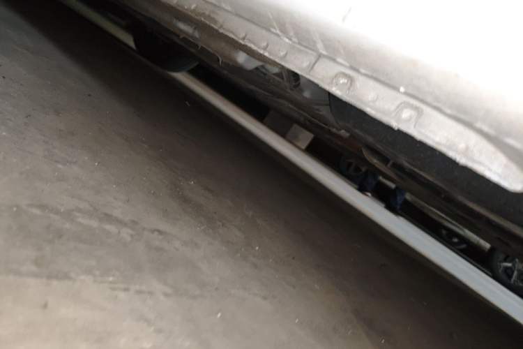 Used Roewe i5 2020 1.5L Automatic 4G Connect Luxury Flagship Edition Chassis Rear Left
