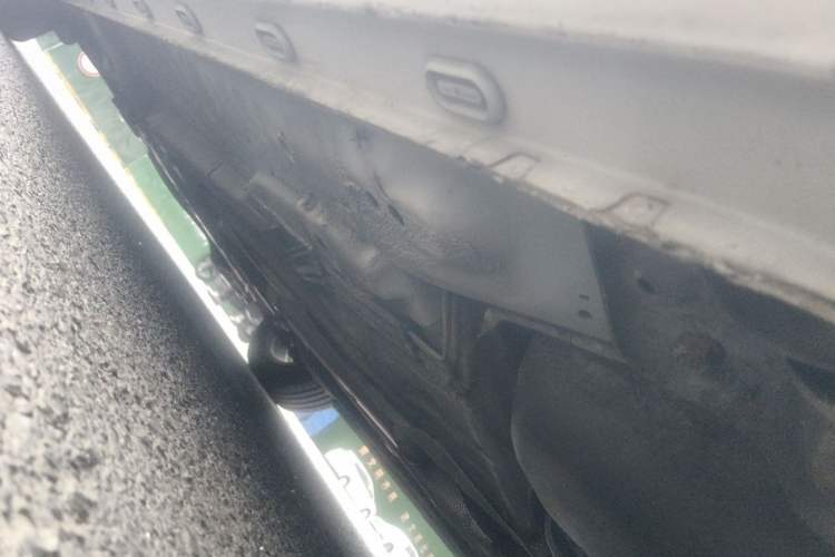 Used Roewe i5 2020 1.5L Automatic 4G Connect Luxury Flagship Edition Chassis Rear Left
