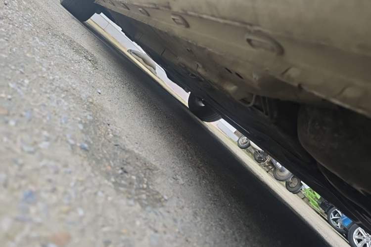 Used Roewe i5 2020 1.5L Automatic 4G Connect Luxury Flagship Edition Chassis Rear Left