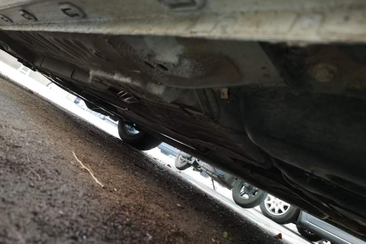 Used Roewe i5 2020 1.5L Automatic 4G Connect Luxury Flagship Edition Chassis Rear Left