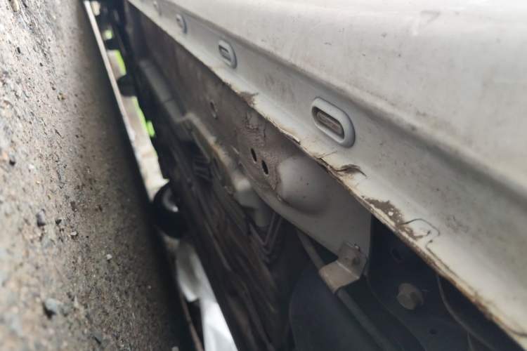 Used Roewe i5 2020 1.5L Manual 4G Connect Luxury Edition Chassis Rear Left