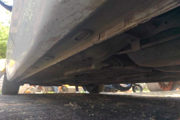 Used Roewe i5 2020 1.5L Manual 4G Connect Leehao Flagship Edition Chassis Rear Left