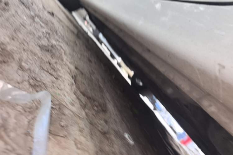 Used Roewe i5 2020 1.5L Automatic 4G Connect Luxury Flagship Edition Chassis Rear Left