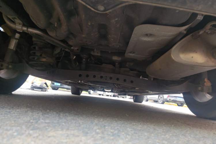 Used Roewe i5 2020 1.5L Automatic 4G Connect Luxury Flagship Edition Chassis Rear