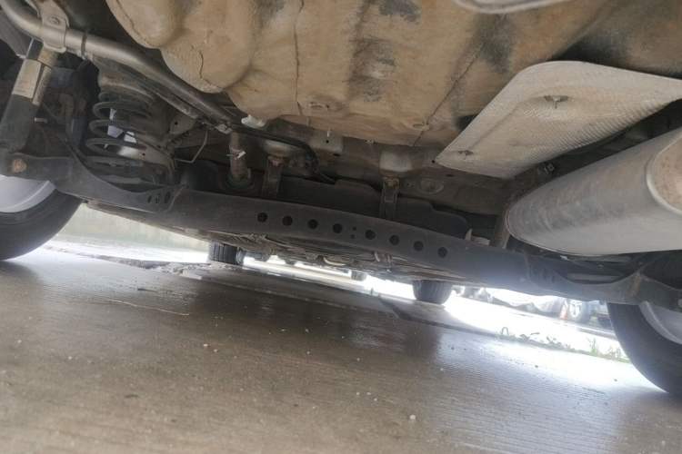 Used Roewe i5 2020 1.5L Automatic 4G Connect Luxury Flagship Edition Chassis Rear