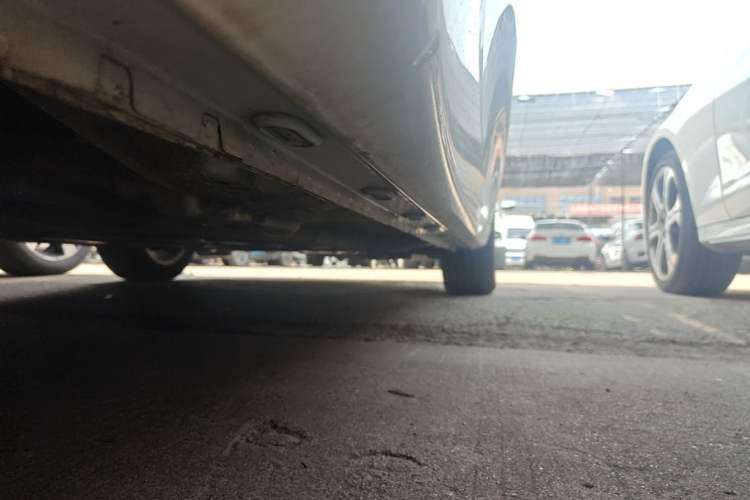 Used Roewe i5 2020 1.5L Automatic 4G Connected Linghao Edition Chassis Rear Right