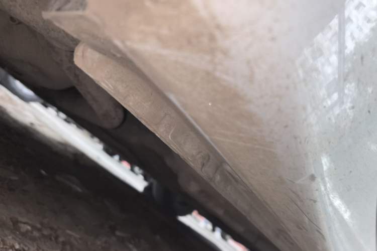 Used Roewe i5 2020 1.5L Automatic 4G Connect Luxury Flagship Edition Chassis Rear Right