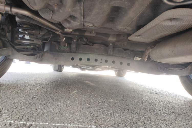 Used Roewe i5 2020 1.5L Automatic 4G Connect Luxury Flagship Edition Chassis Rear
