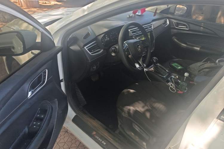 Used Roewe i5 2020 1.5L Automatic 4G Connected Linghao Edition Driver Seat