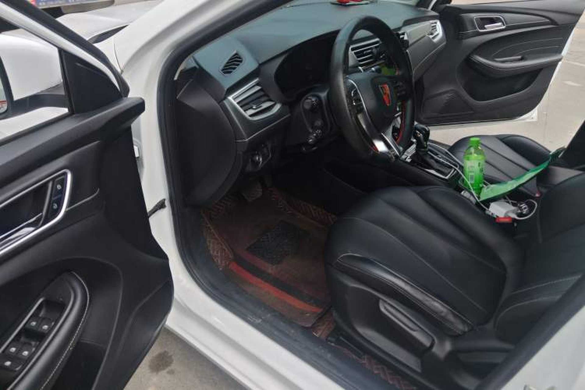 Used Roewe i5 2020 1.5L Automatic 4G Connect Luxury Flagship Edition Driver Seat