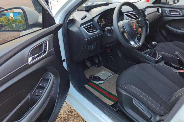 Used Roewe i5 2020 1.5L Manual 4G Connect Luxury Edition Driver Seat