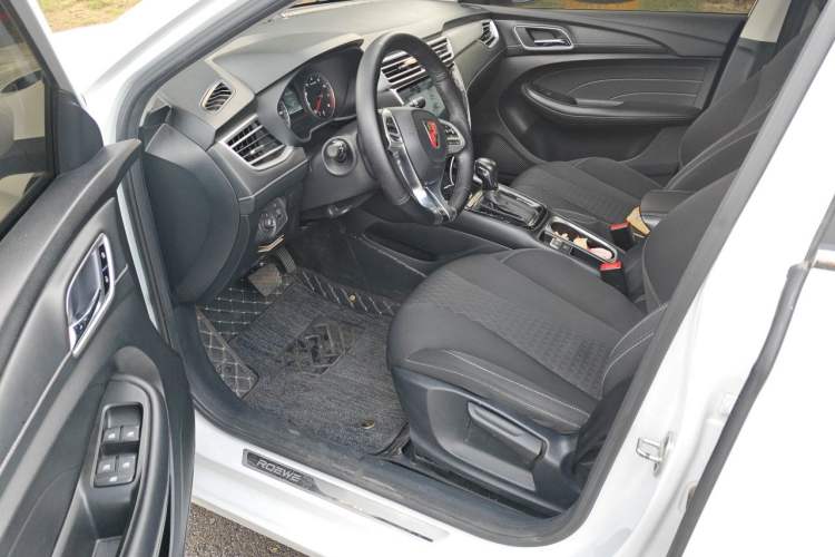 Used Roewe i5 2020 1.5L Automatic 4G Connected Linghao Edition Driver Seat
