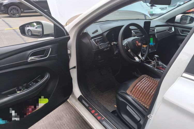 Used Roewe i5 2020 1.5L Automatic 4G Connect Luxury Flagship Edition Driver Seat