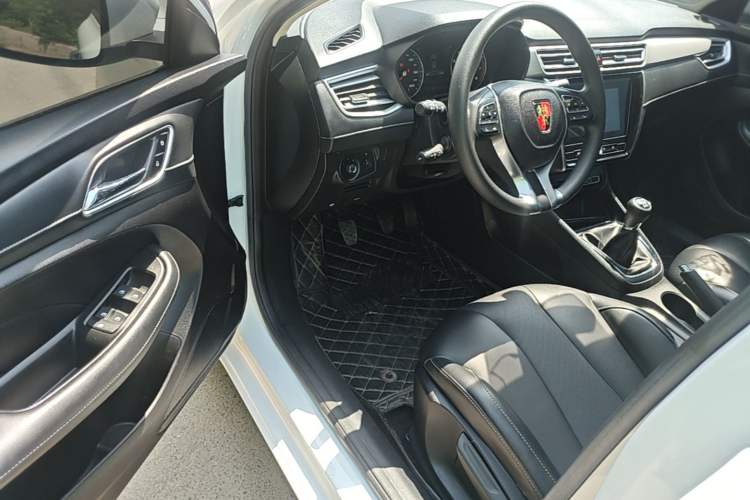 Used Roewe i5 2020 1.5L Manual 4G Connect Leehao Flagship Edition Driver Seat