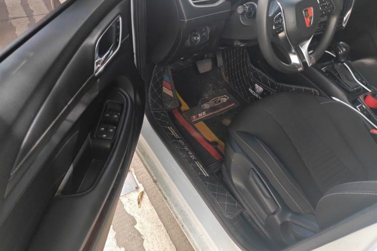 Used Roewe i5 2020 1.5L Automatic 4G Connected Linghao Edition Driver Seat