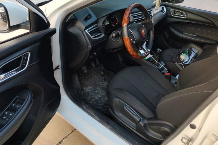 Used Roewe i5 2020 1.5L Manual 4G Connect Luxury Edition Driver Seat