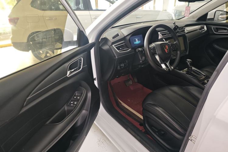 Used Roewe i5 2020 1.5L Automatic 4G Connect Luxury Flagship Edition Driver Seat