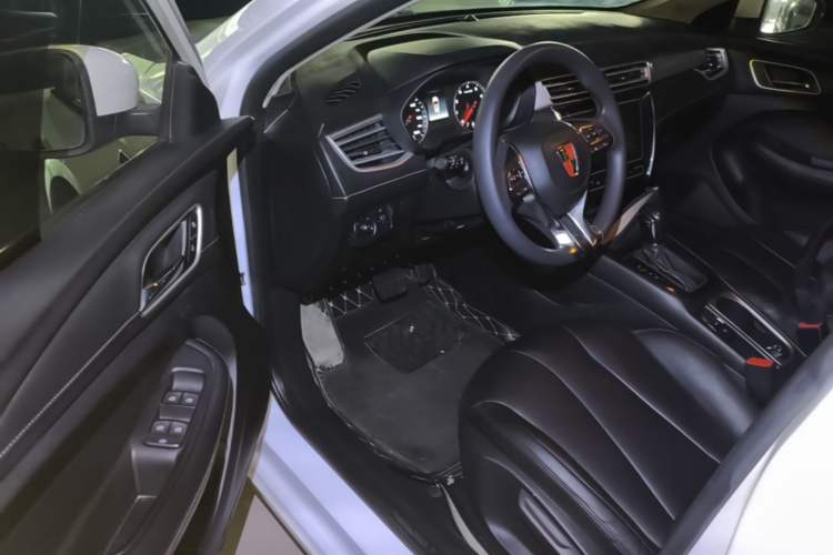 Used Roewe i5 2020 1.5L Automatic 4G Connected Linghao Edition Driver Seat