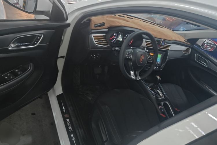 Used Roewe i5 2020 1.5L Automatic 4G Connected Linghao Edition Driver Seat