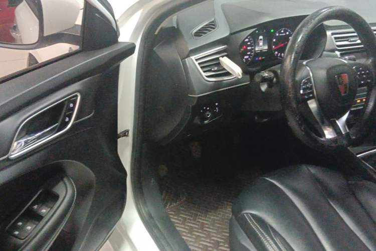 Used Roewe i5 2020 1.5L Manual 4G Connect Luxury Edition Driver Seat