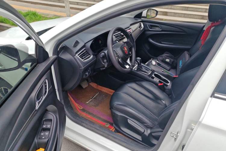 Used Roewe i5 2020 1.5L Automatic 4G Connect Luxury Flagship Edition Driver Seat