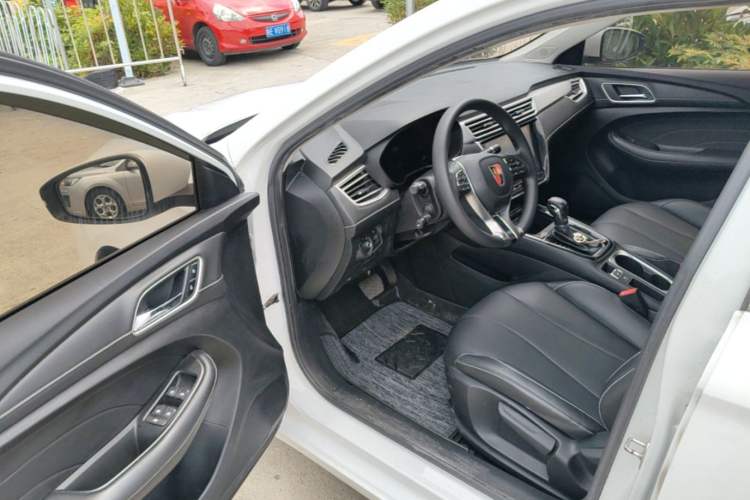 Used Roewe i5 2020 1.5L Automatic 4G Connect Luxury Flagship Edition Driver Seat