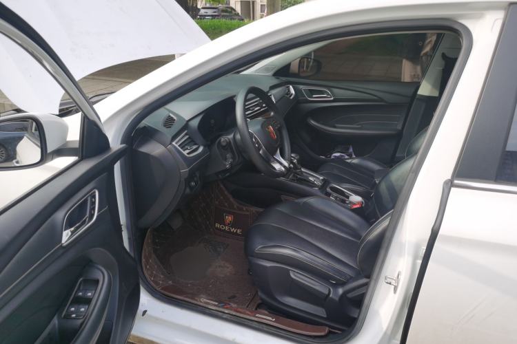 Used Roewe i5 2020 1.5L Automatic 4G Connect Luxury Flagship Edition Driver Seat